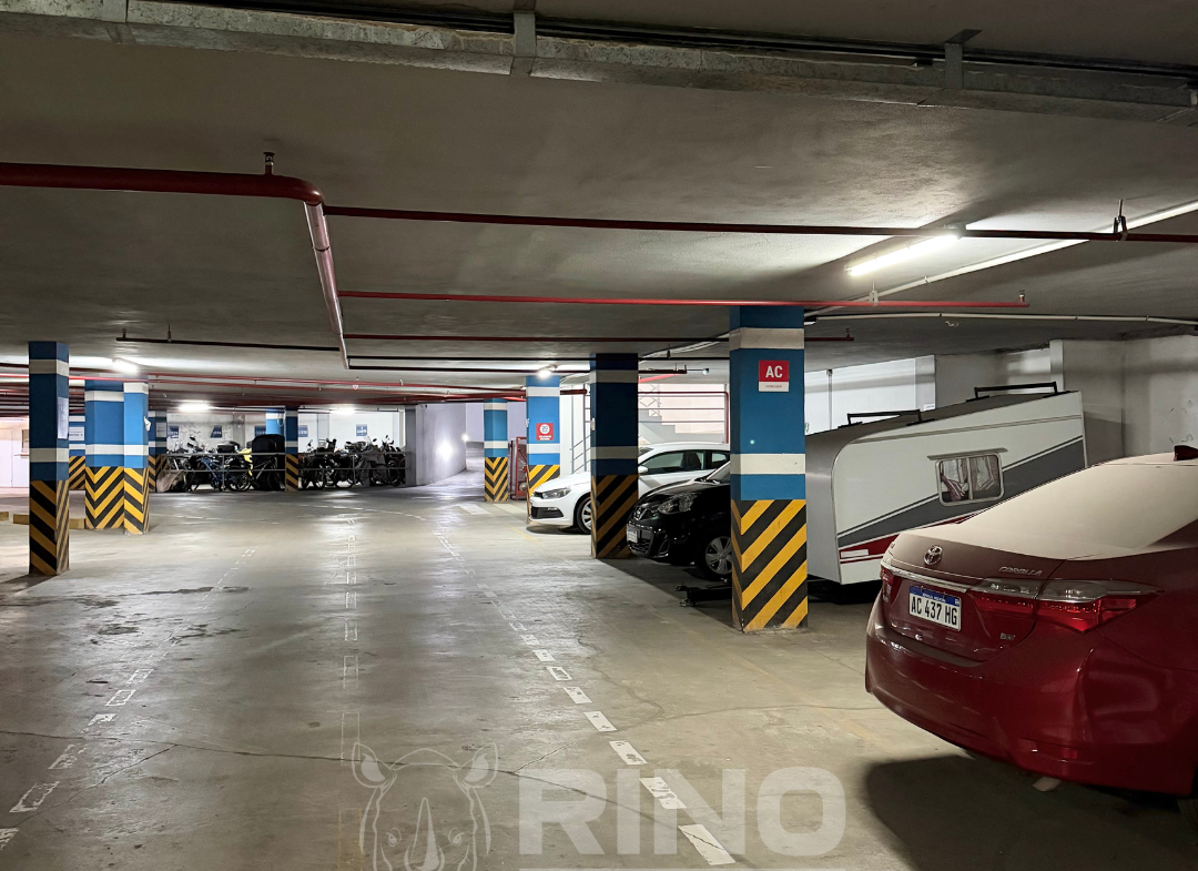 Cochera en Alto Villa Sol – GAMA