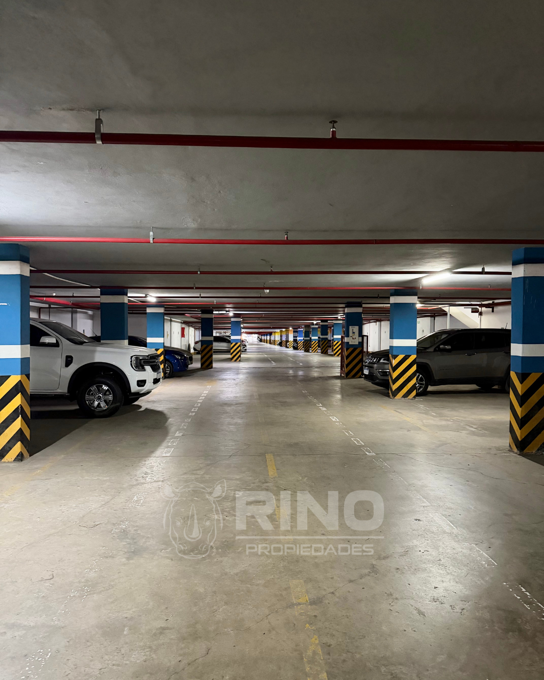 Cochera en Alto Villa Sol – GAMA