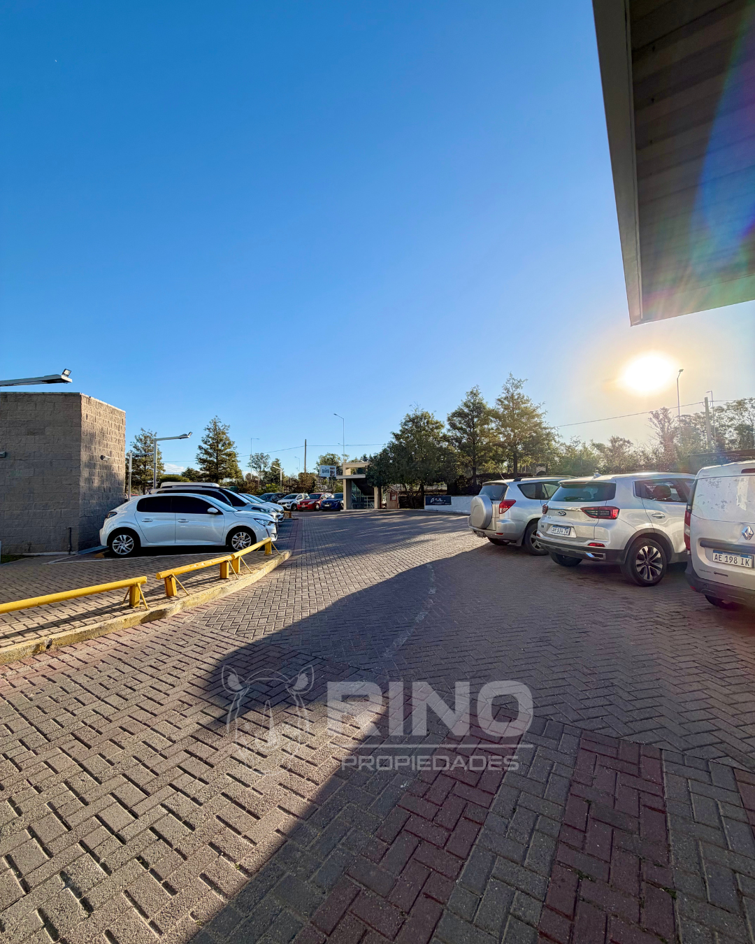Cochera en Alto Villa Sol – GAMA