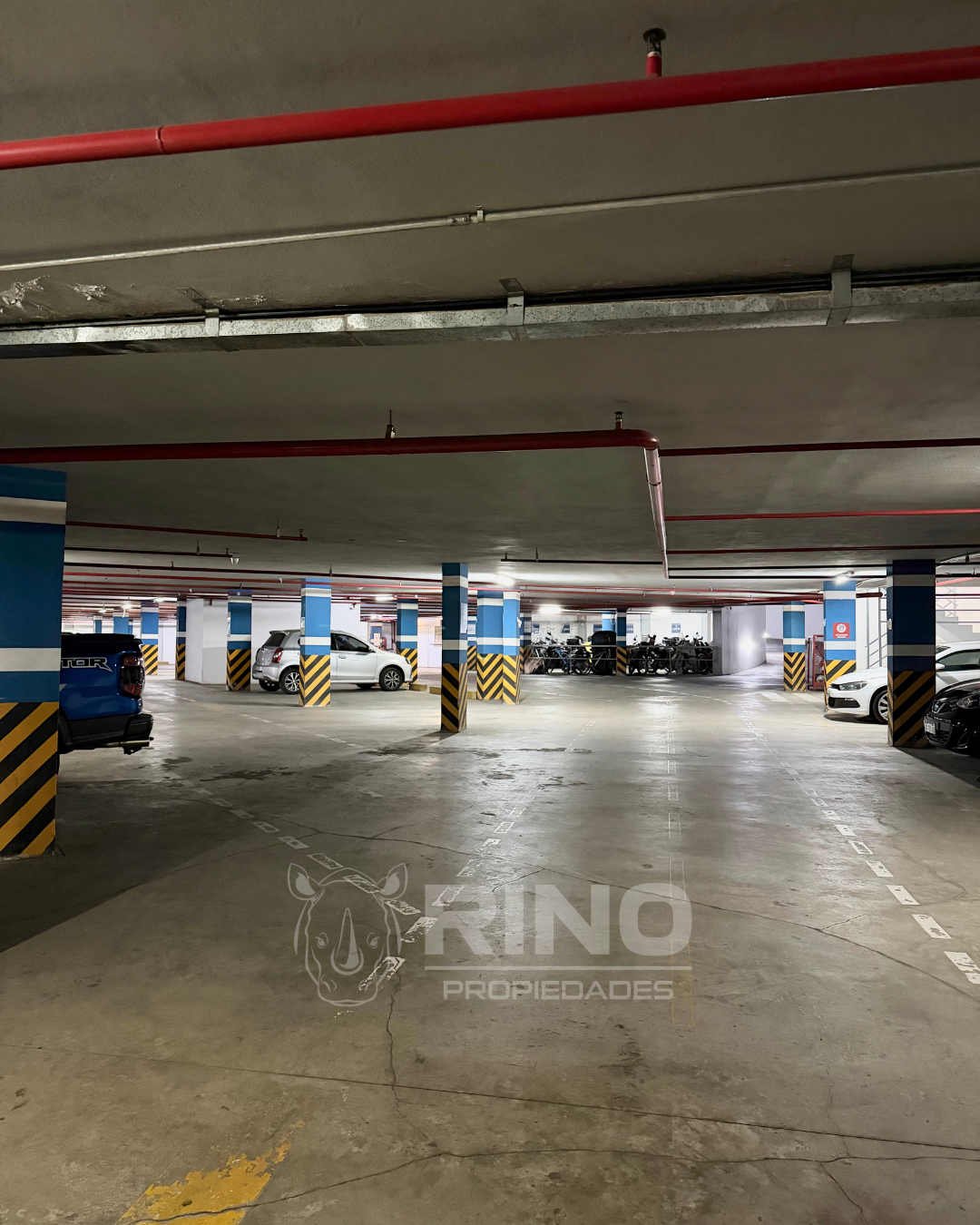 Cochera en Alto Villa Sol – GAMA